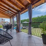 House With Pool & Grill * Dračevac