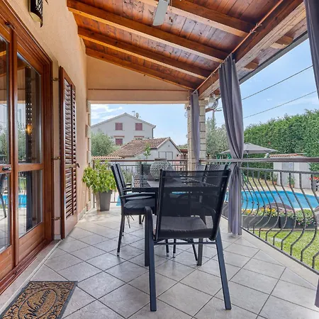 Villa House With Pool & Grill *